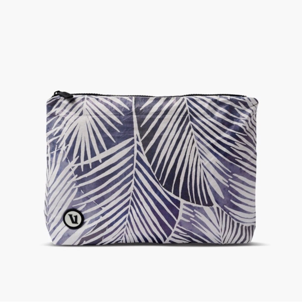 Aloha Collection x VUORI Mid Pouch Ink Frond Travel Makeup Dopp NWT bag LIMITED